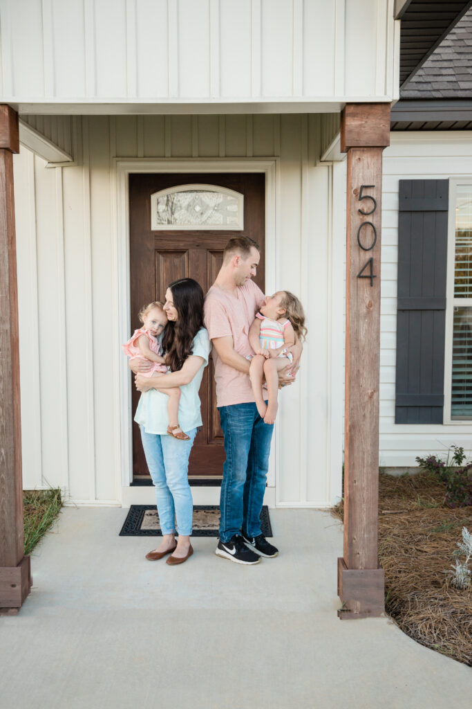 middle georgia family photos victoria mendoza in home photos warner robins ga family photographer victoria mendoza