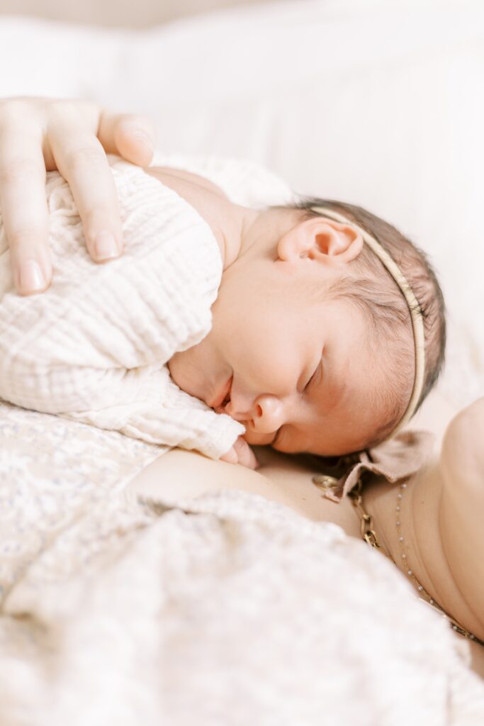 in home newborn photos baby with mom