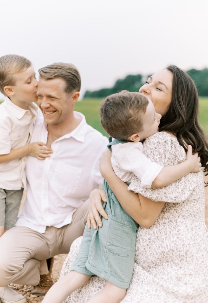 outdoor maternity photos