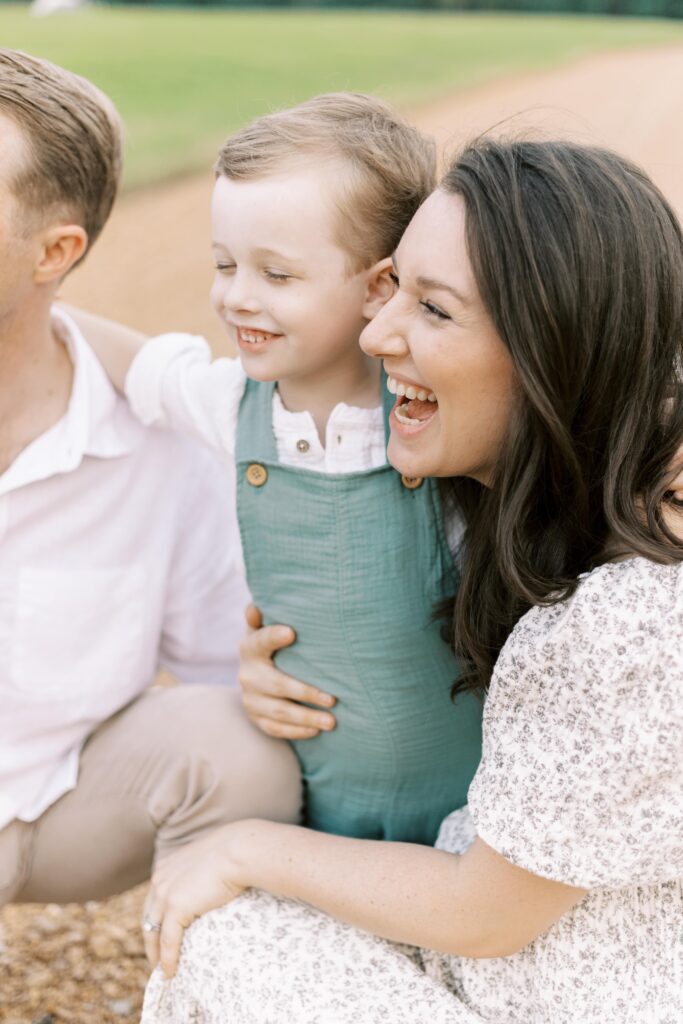 outdoor maternity photos