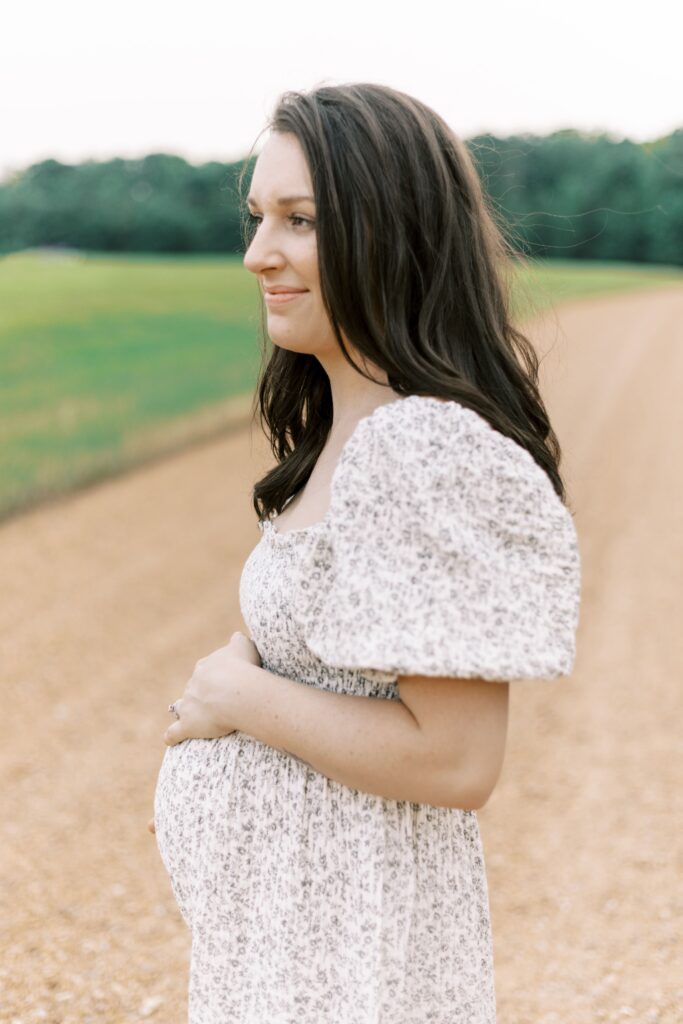 outdoor maternity photos