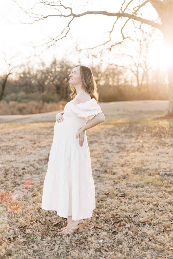 maternity photos outside in the fall in peoria illinois