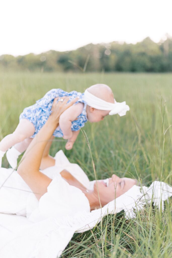 white and blue outfits for family photos