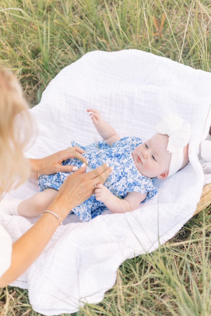 white and blue outfits for family photos