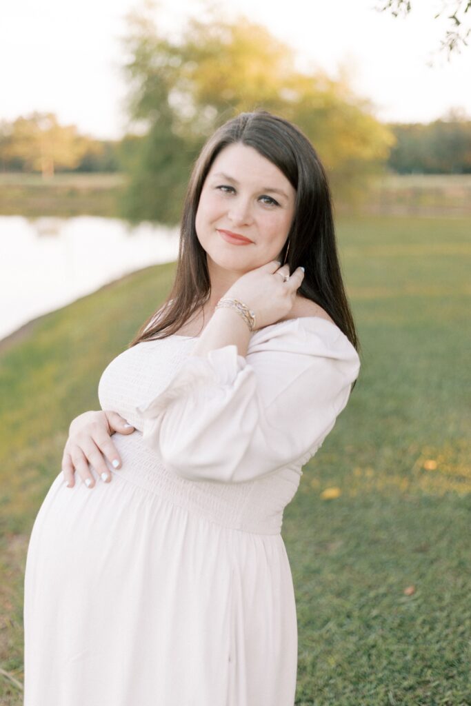 maternity farm photos with donkeys