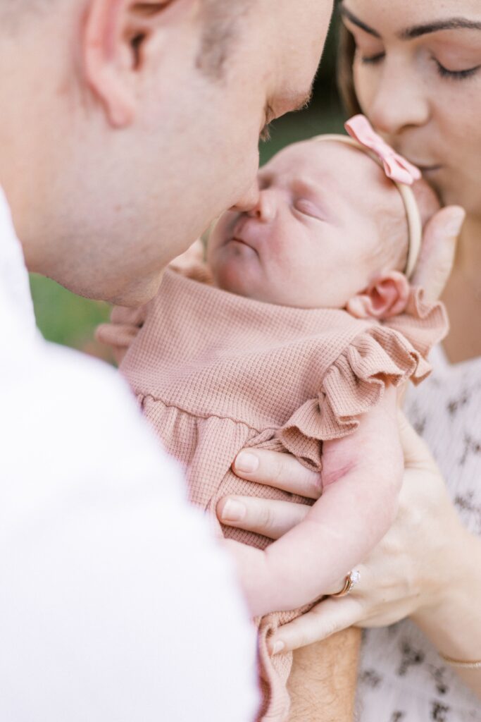 garden newborn photos