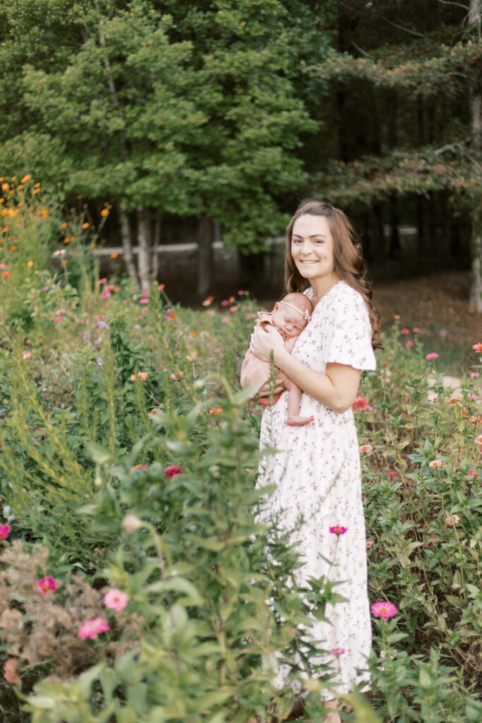 garden newborn photos