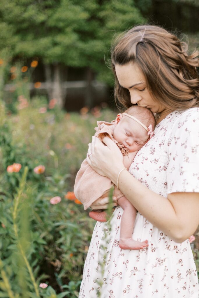 garden newborn photos