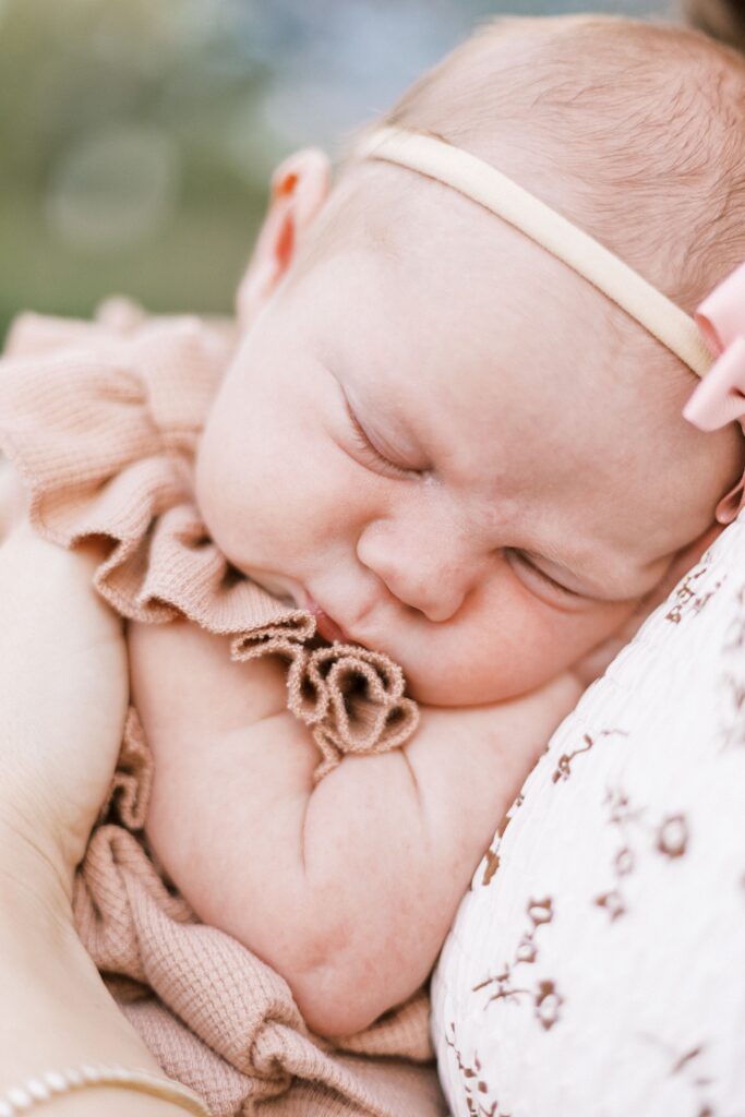 garden newborn photos