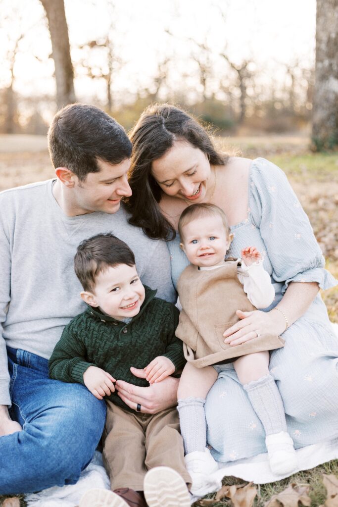 winter family photos in little rock, little rock air force base