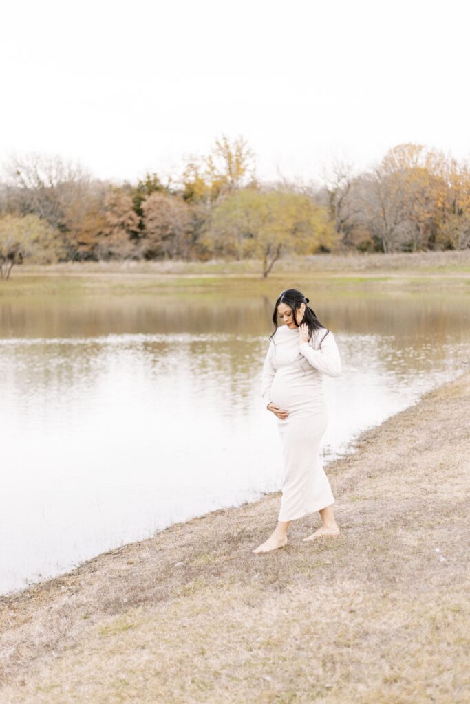 outdoor winter little rock maternity photos