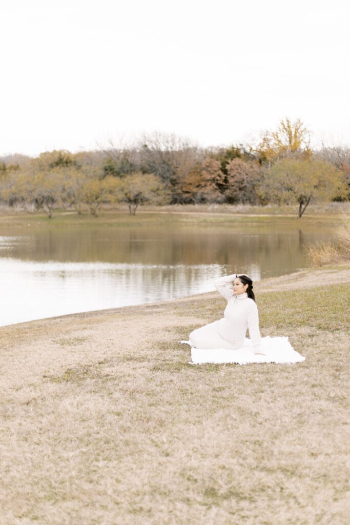 outdoor winter little rock maternity photos