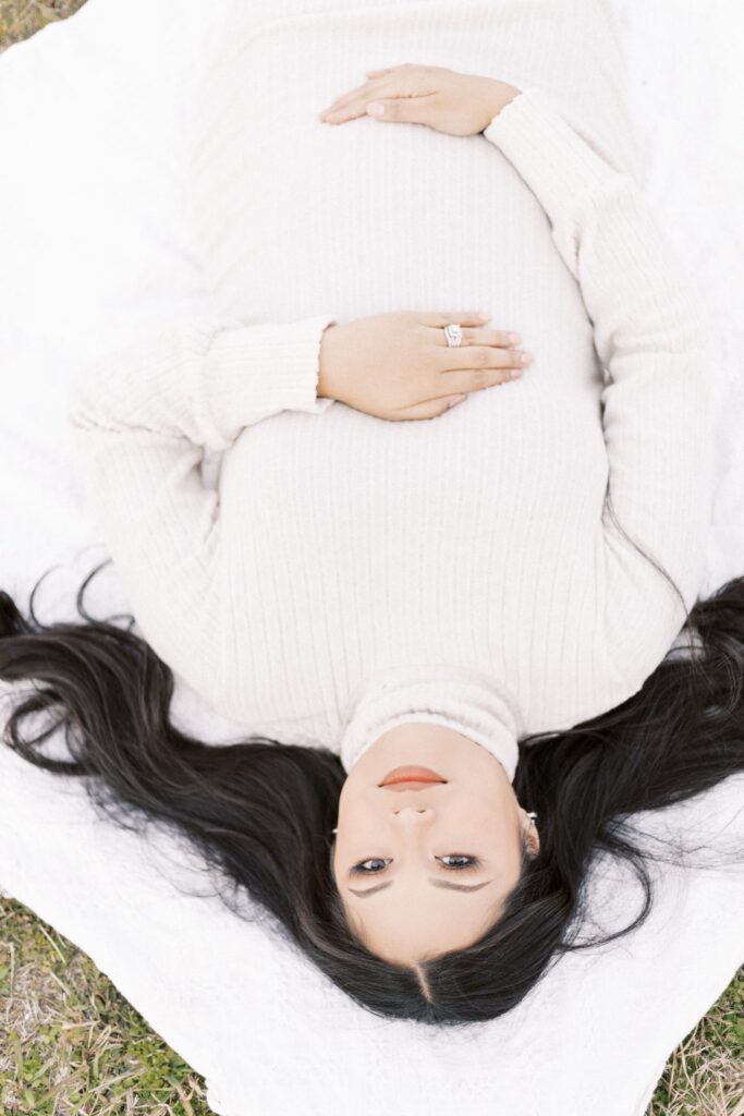 outdoor winter little rock maternity photos