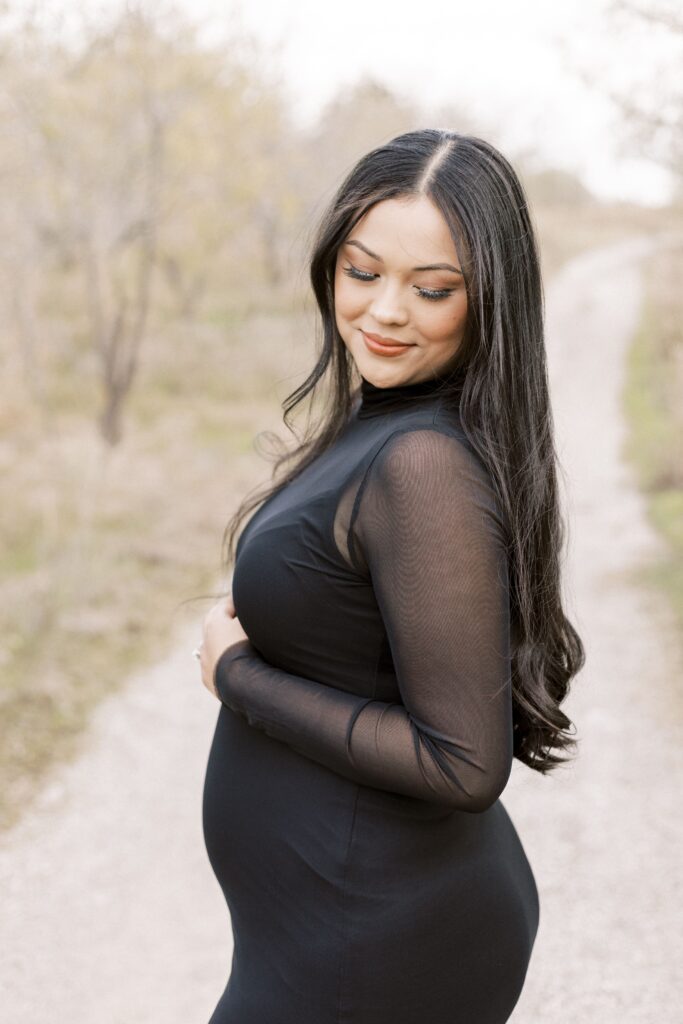 outdoor winter little rock maternity photos