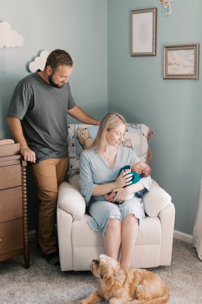 Family newborn photos at home in Peoria Illinois