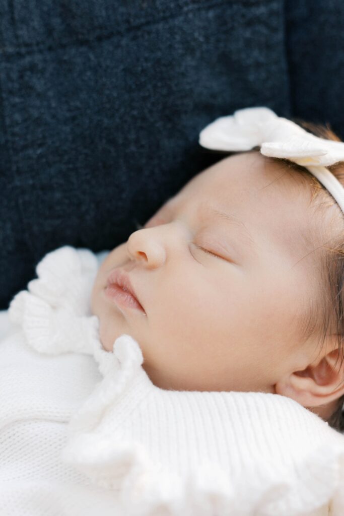 peoria illinois newborn photographer-17 copy-min newborn baby girl peoria illinois newborn photos