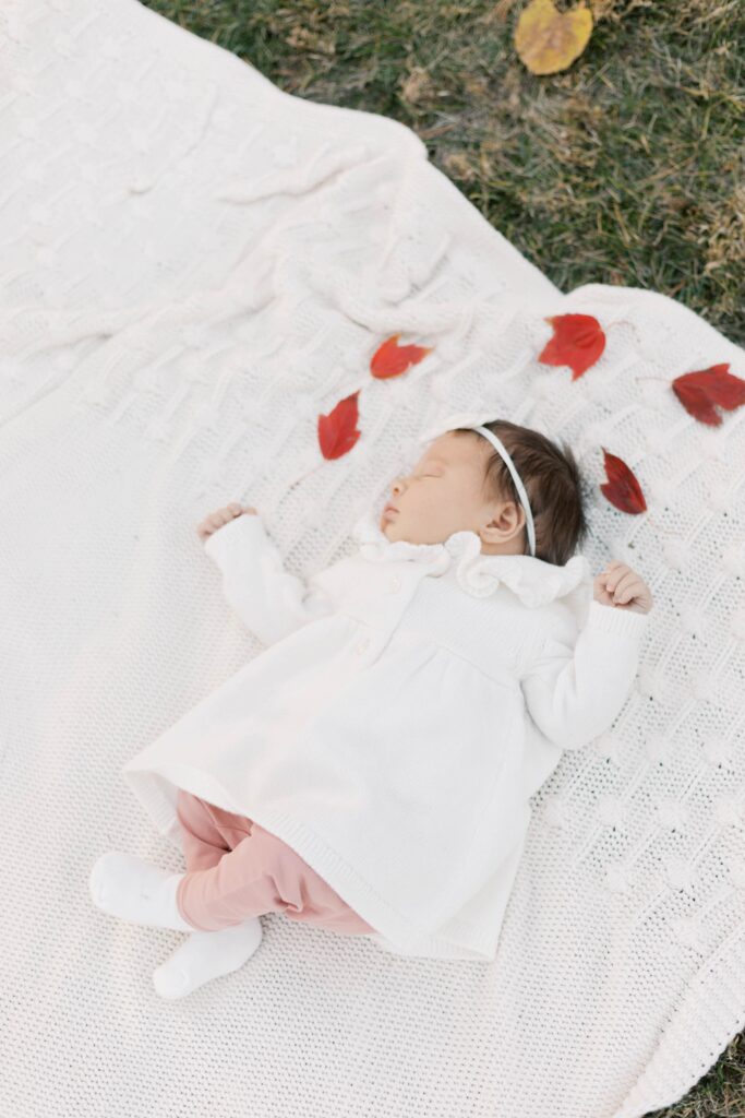 peoria illinois newborn photographer-58 copy-min newborn baby in fall photos peoria illinois